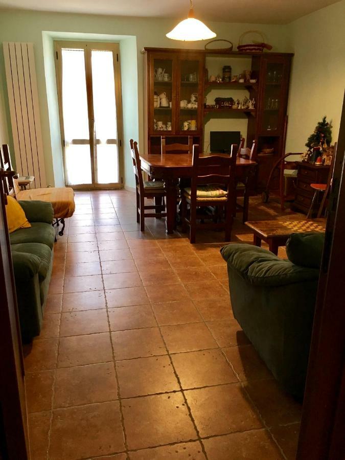 Casa Ai Piedi Della Riserva Naturale Pettorano sul Gizio Exterior foto